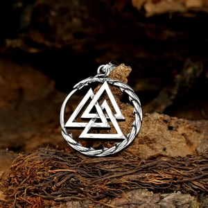 Pendentif Valknut vintage en acier inoxydable pour homme avec design nordique