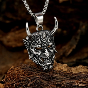 Retro stainless steel bull head pendant in vintage silver finish with a box chain