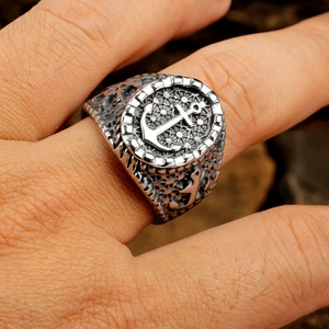 Men's vintage anchor cross ring in silver finish with nautical embossed details