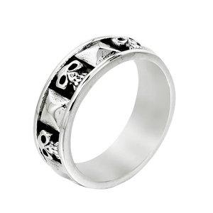Vintage Stainless Steel Skull Ring Men Gothic Punk Rock Pyramid Studs Embossed Geometric Finger Ring Hip Hop Jewelry Gift