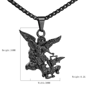 Vintage Erzengel St. Michael Anhänger Halskette mit Maßen 34mm mal 30mm
