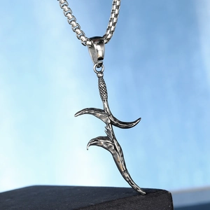 Hip hop vintage dagger pendant necklace for men with engraved box chain accessory
