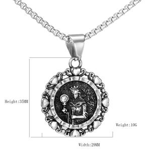 Retro Titanstahlkette mit Cupid Relief Anhänger und Vintage quadratische Perlenkette