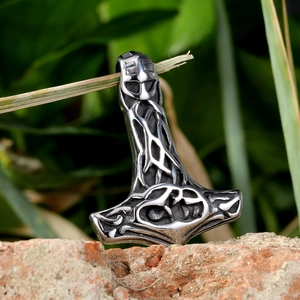 Pendentif Marteau de Thor Mjölnir viking en acier inoxydable avec motifs de nœuds