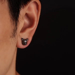 Minimalist gunmetal pig head stud earring with engraved metal texture for men and women
