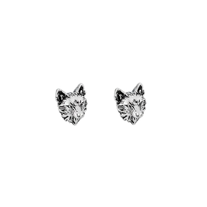 Gothic wolf head magnetic earrings with vintage silver finish for a bold punk style