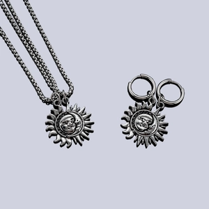 Asymmetrisches Sonne-Mond-Halsketten- und Ohrring-Set aus antikem Titanstahl für Paare