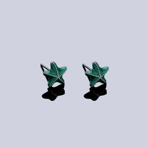 Starfish stud earrings in dark green enamel finish with polished silver micro-bead details