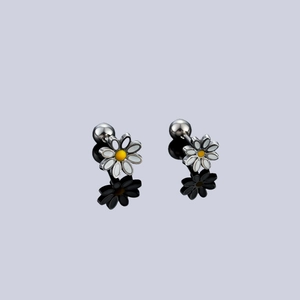 Minimalist daisy stainless steel stud earrings with white petals and yellow centers