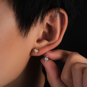 Boucles d'oreilles cœur en zircon et croix en or et argent pour un style tendance