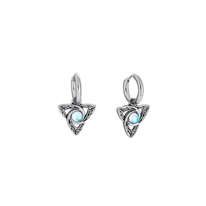 Boucles d'oreilles triangle en acier titane vintage avec nœud celtique et pierre gemme