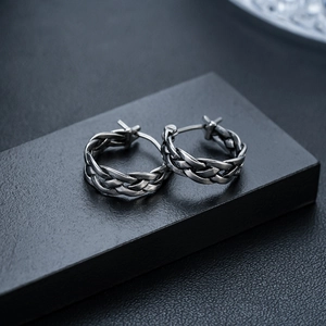 Boucles d'oreilles créoles vintage en acier titane avec texture tressée pour homme et femme