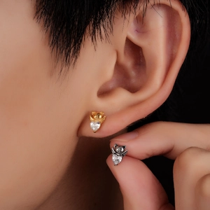 Titanium steel angel bear earrings with heart zircon, gold and silver pairs for cartilage
