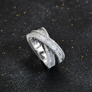 Anello a doppio strato incrociato in argento sterling S925 con pavé di zirconi cubici