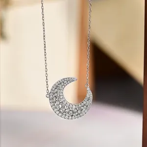 Collier en argent sterling S925 avec pendentif lune évidée et zircons brillants