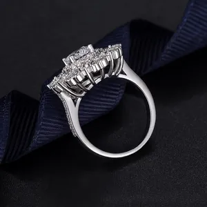 Bague halo en argent sterling S925 avec pierre centrale ronde et double entourage de diamants