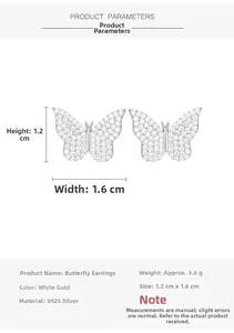 Vue détaillée des boucles d'oreilles papillon en argent S925 avec pavé de diamants