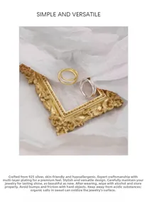 Detail of 925 sterling silver double-layer rings with gold plating on vintage display