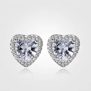 Boucles d'Oreilles Clous Halo en Argent Sterling 925 Coeur Bijoux de Mode en Strass Pavé de Zirconia de Luxe pour Femme Cadeau