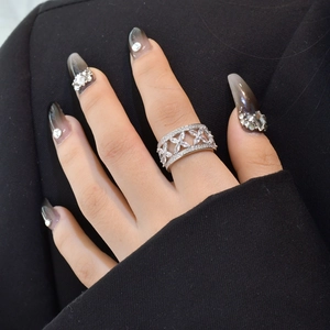 Bague élégante en argent 925 à motif floral marquise sertie de zircons étincelants