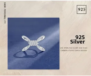 Detailed view of 925 sterling silver rope knot ring with pavé high carbon diamonds