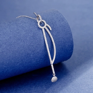 Long collier pendentif gland en argent S925 avec zircons blancs scintillants