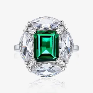 Vintage 925 Sterling Silver Ring With Emerald Cut Green Rhinestone And Cluster Side Stones Luxurious Wedding Jewelry For Women