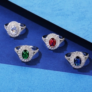 Bagues élégantes en argent S925 avec émeraudes, saphirs et rubis de taille ovale