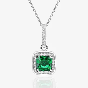 Collier Pendentif en Argent Sterling 925 Carré Strass Design Halo Bijoux Géométriques de Luxe pour Femme Fête Mariage Accessoire