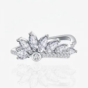 Bague Couronne en Argent Sterling 925 Avec Zirconia Marquise pour Femme Élégante Bague en Argent à Courbe Irrégulière Bijoux