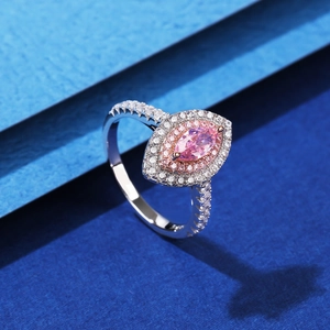 Bague élégante en argent 925 avec diamant marquise rose et sertissage halo scintillant