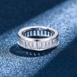 Eternity ring with rectangular baguette zircons and round diamonds in S925 sterling silver