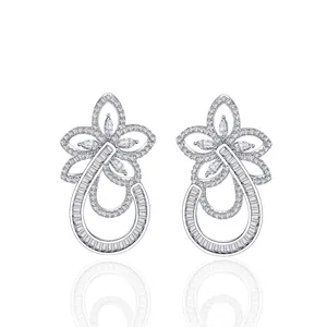 Unregelmäßige Blume Mikro Pflaster Strass 925 Sterling Silber Ohrstecker Für Damen Vintage Luxus Funkelnde Silberne Blumenschmuck Hochzeit Party Geschenk