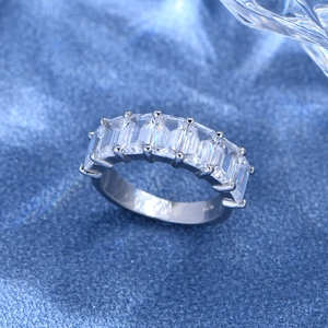 Bague large pour femme en argent 925 avec zircons cubiques taille émeraude