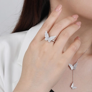 Ensemble bague et collier papillon en argent massif S925 serti de diamants brillants