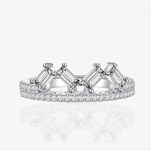 Elegant 925 Sterling Silver Crown Ring For Women Luxurious Baguette Zirconia Pave Setting Wedding Band Jewelry Fashion Gift