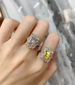 Détails de bagues en argent 925 avec pierre jaune taille Asscher et serti halo marquise