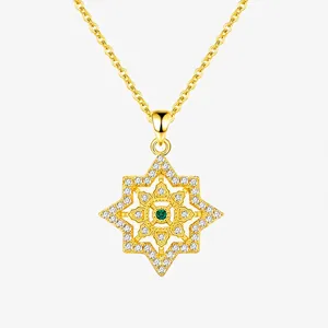 Collana con Pendente a Stella a Otto Punte in Argento Sterling 925 Placcato Oro 18K Zirconia Intarsiata Pietra Verde Gioielli Donna