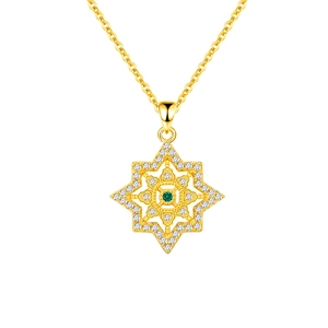 Collana in argento 925 placcato oro 18k con ciondolo a stella e gemma verde centrale
