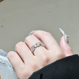 925 silver interlocking chain ring with rectangular zircons and pave accents