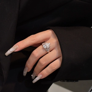 Elegant 925 sterling silver crown ring with cubic zirconia on female hand