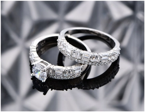 Detailed close-up of S925 sterling silver ring set with 6mm cubic zirconia and stamp