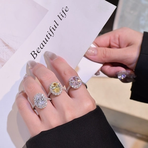 Luxury oval halo ring set with 5.6ct pink and yellow diamonds in S925 sterling silver