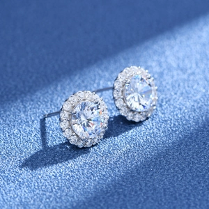 Classic S925 sterling silver halo stud earrings with round-cut sparkling cubic zirconia