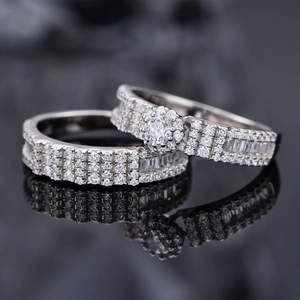 S925 sterling silver snowflake ring set with halo round cut diamond and pavé band