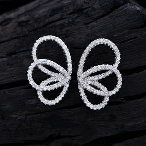 Boucles d'oreilles ailes de papillon étincelantes avec zircons blancs et argent