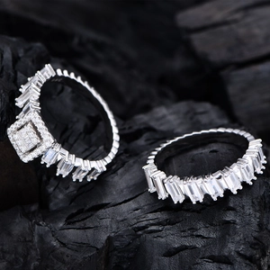 Elegant 925 sterling silver geometric bridal ring set with baguette cut cubic zirconia