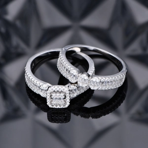Ensemble de bagues double halo carré en argent S925 avec zircons étincelants