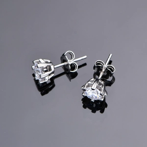 Classic 925 sterling silver 5mm snowflake stud earrings with 6-prong round brilliant cut