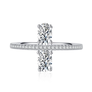 Elegant 925 silver ring featuring an oval-cut solitaire stone with pave-set band